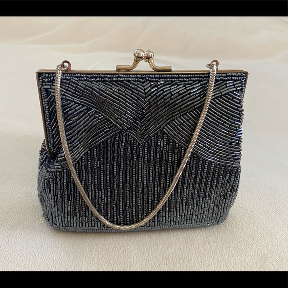 Beaded evening bag in silver gray - Picture 1 of 5